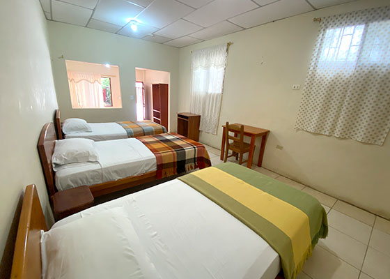 Habitación hotel vista al mar Galápagos