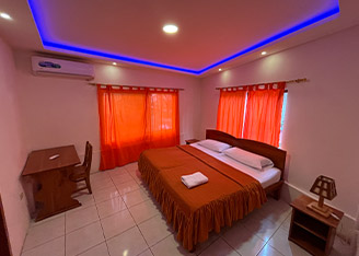 habitación hostal puerto ayora