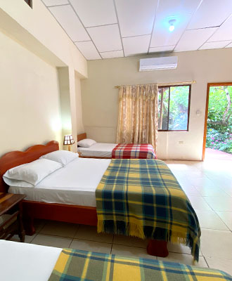 habitación triple hotel vista al mar galápagos